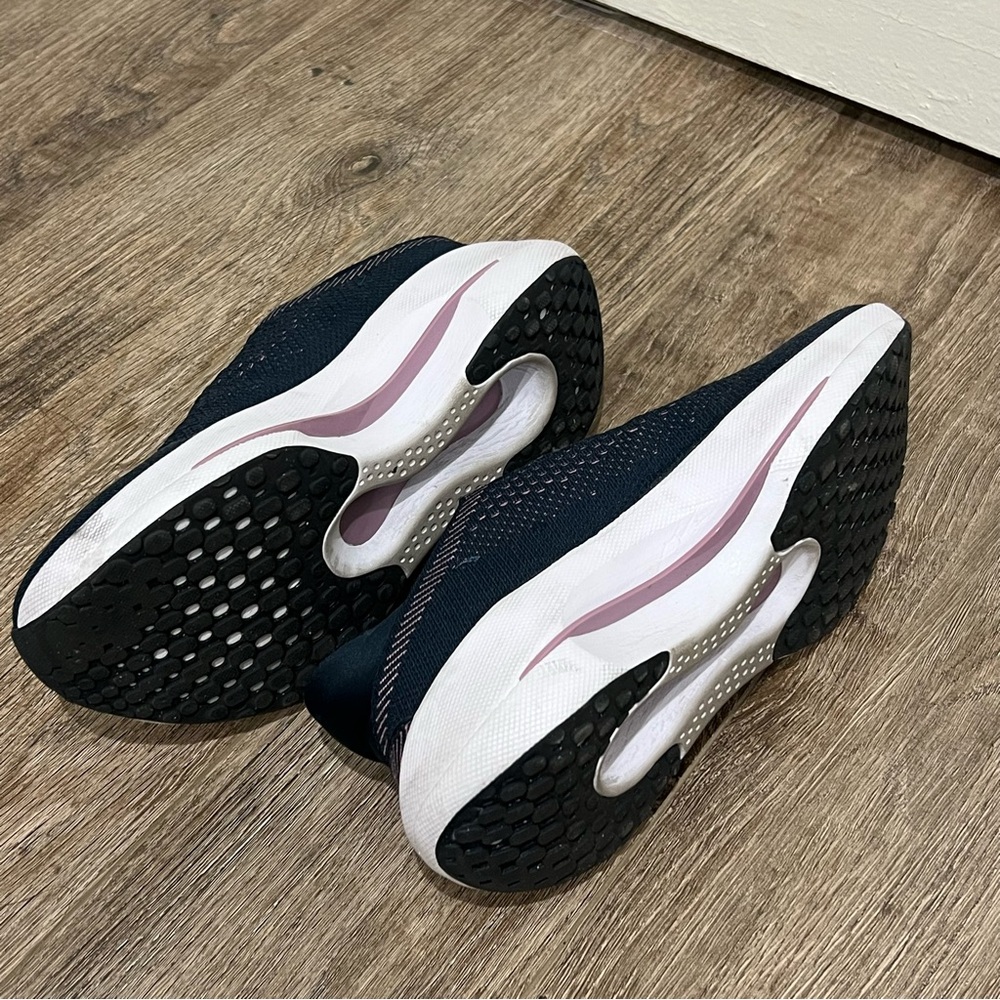 Nike Reina EasyOn Premium Sneakers FN0345-401 "Armory Navy" Women's Size 9 - Picture 3 of 6